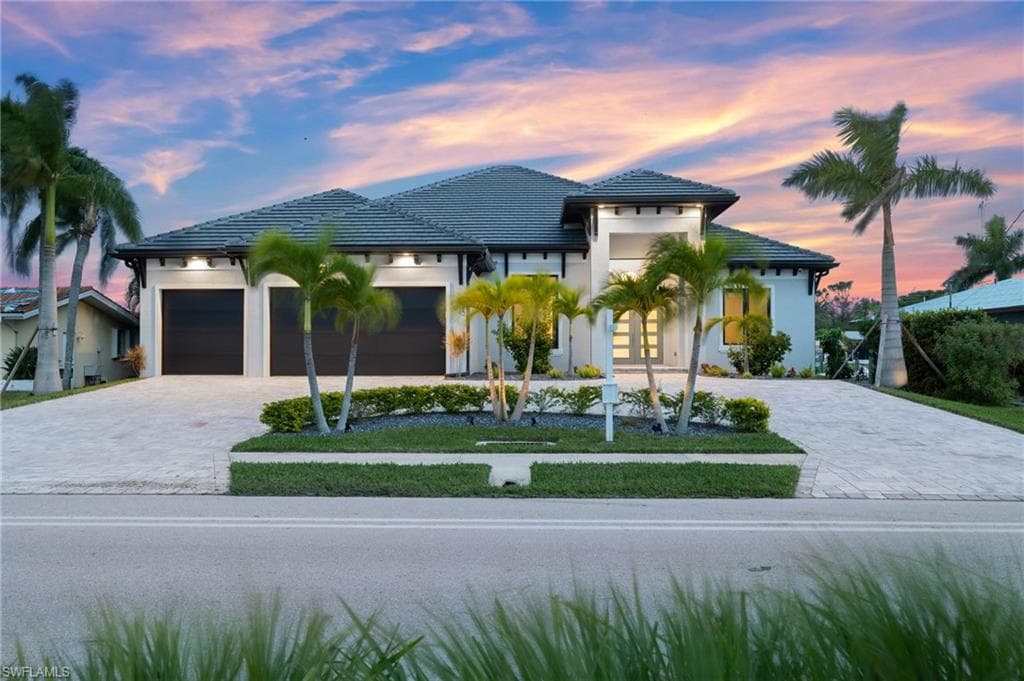 5015 Pelican BLVD CAPE CORAL, FL 33914