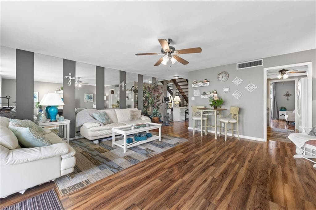 2813 Del Prado BLVD S B18 CAPE CORAL, FL 33904
