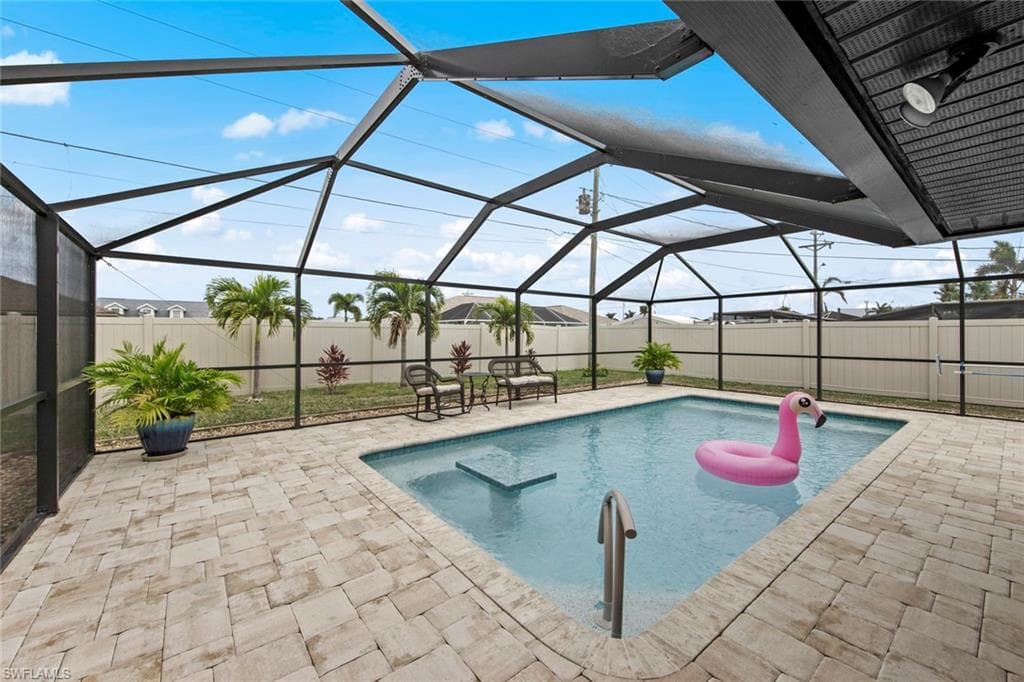 405 SW 37th TER CAPE CORAL, FL 33914