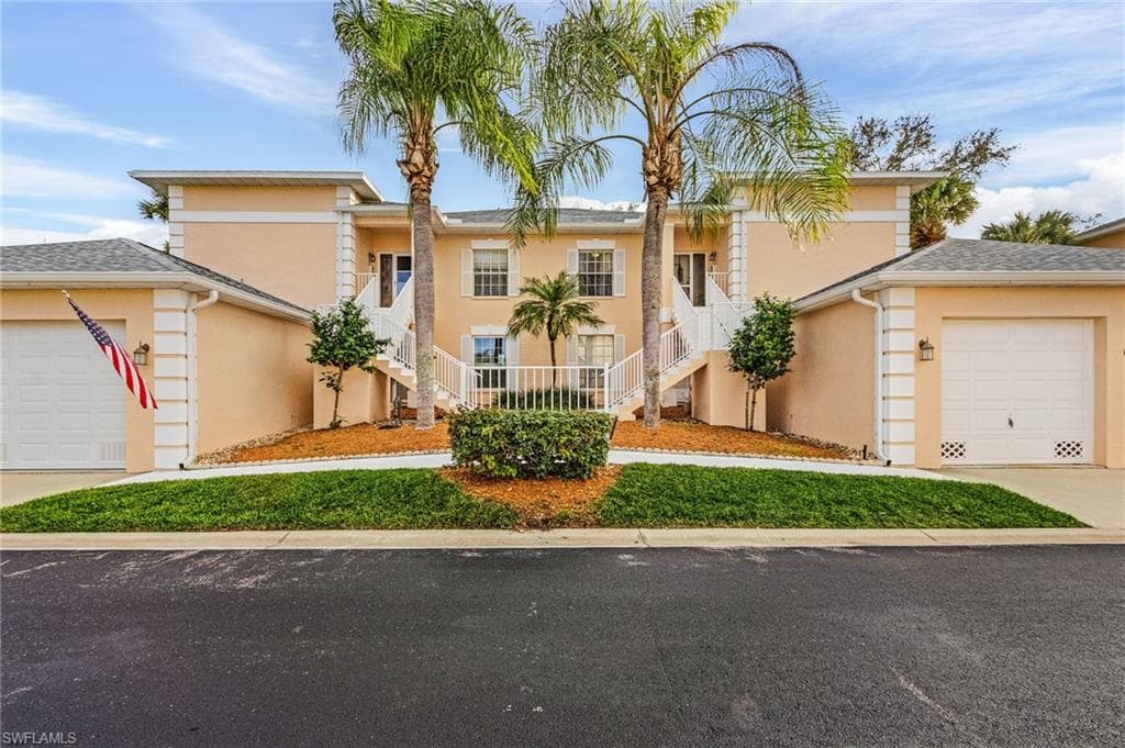 691 Wiggins Lake DR 202 NAPLES, FL 34110