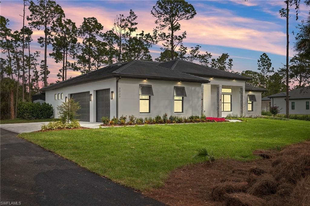 3039 Woodstock AVE NAPLES, FL 34120