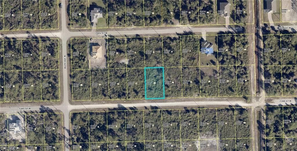 3210 73rd ST W LEHIGH ACRES, FL 33971