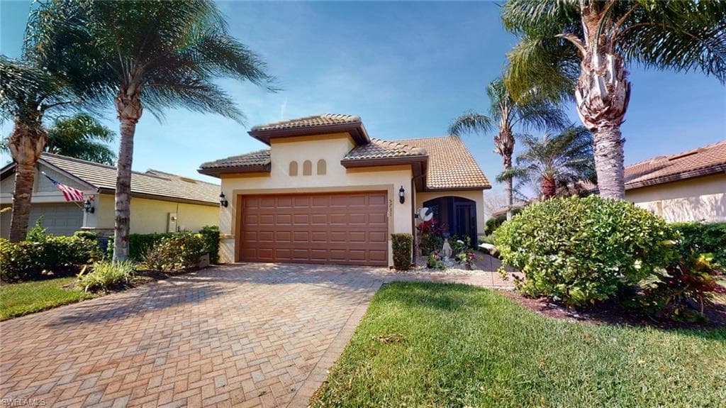 5731 Declaration CT AVE MARIA, FL 34142