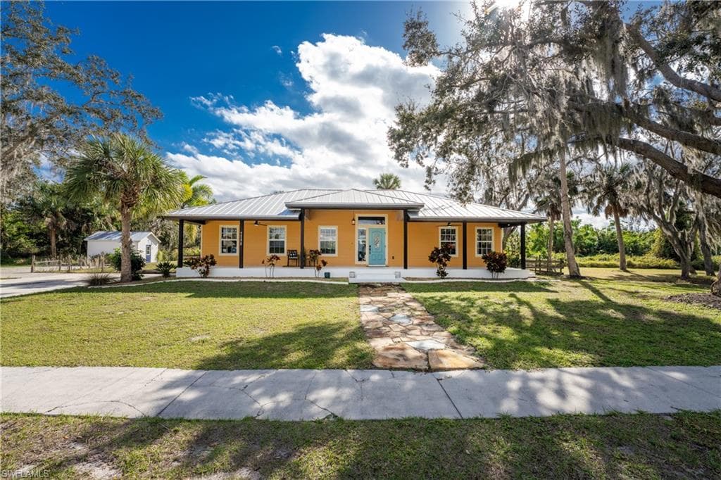 7755 Riverside DR PUNTA GORDA, FL 33982