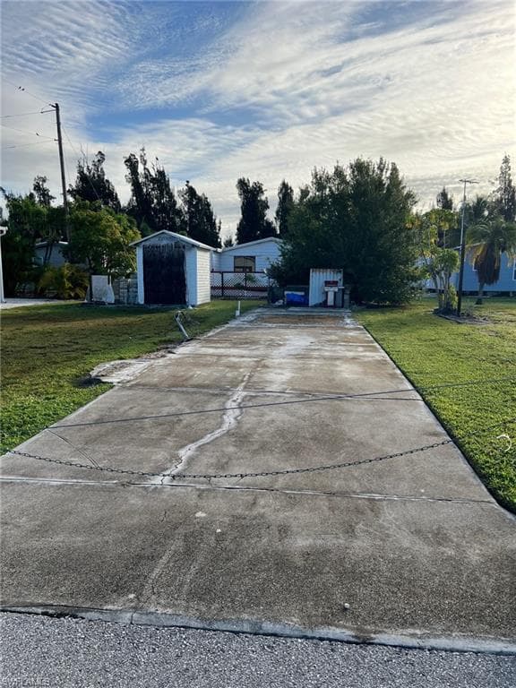 7150 Ladyfish DR ST. JAMES CITY, FL 33956