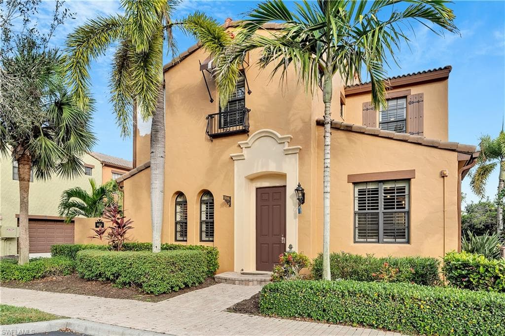 9154 Chula Vista ST 133-1 NAPLES, FL 34113