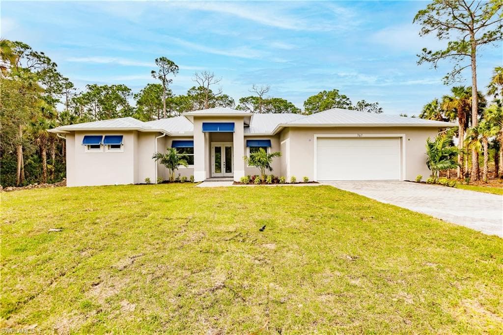 767 13th ST NW NAPLES, FL 34120
