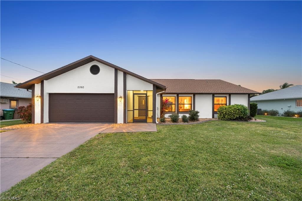 2260 SE 27th TER CAPE CORAL, FL 33904