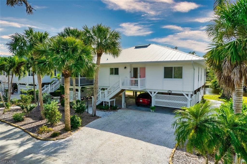 2166 Egret CIR SANIBEL, FL 33957
