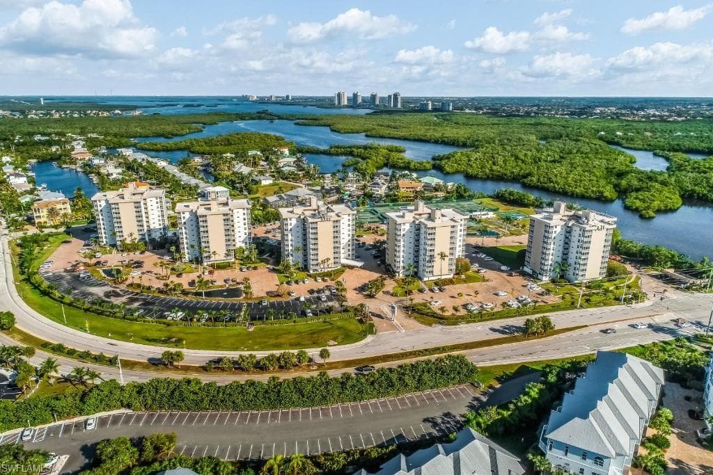 5600 Bonita Beach RD 403 BONITA SPRINGS, FL 34134