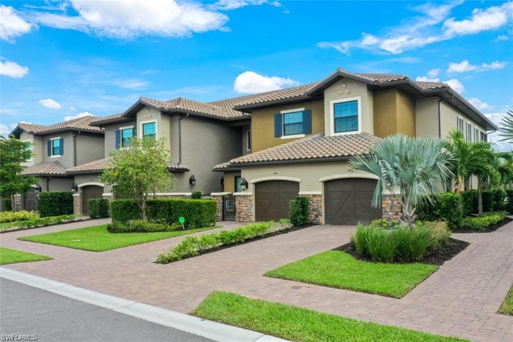 9641 Montelanico LOOP 201 NAPLES, FL 34119