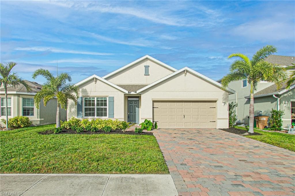 3428 Cancun CT CAPE CORAL, FL 33909