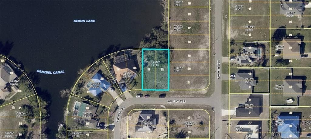907 1st TER CAPE CORAL, FL 33991