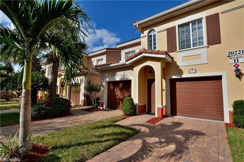 20221 Estero Gardens CIR 107 ESTERO, FL 33928
