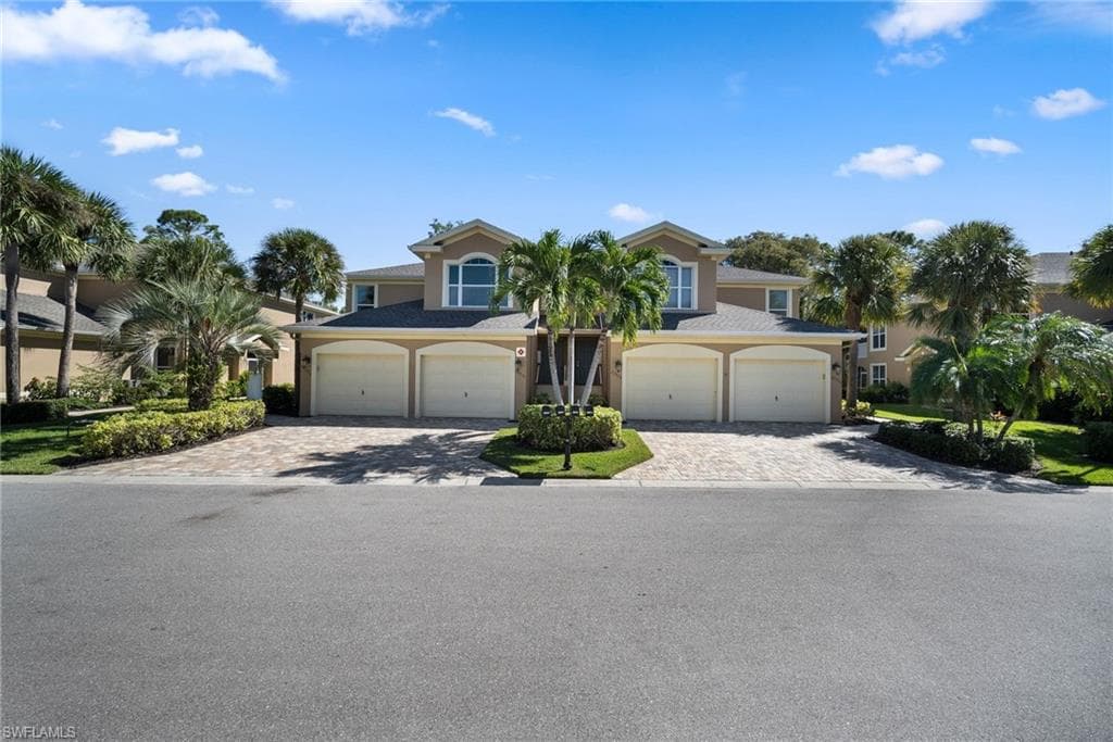 22977 Lone Oak DR ESTERO, FL 33928