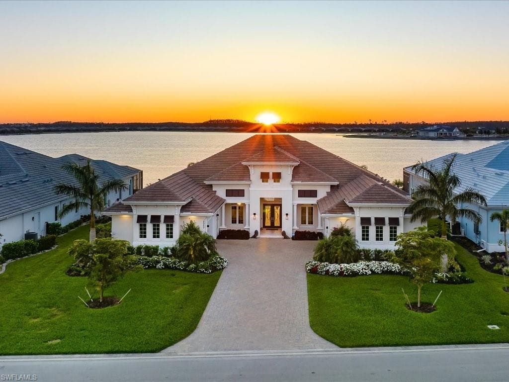 18460 BLUE EYE LOOP FORT MYERS, FL 33913