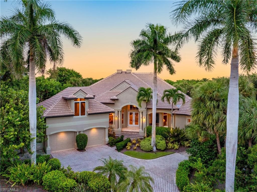 2364 Wulfert RD SANIBEL, FL 33957