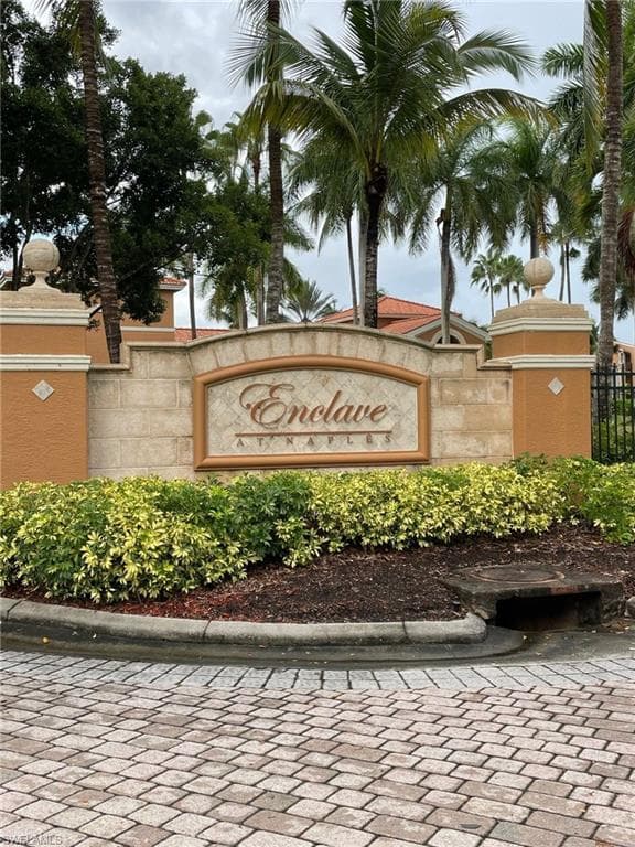 1160 Wildwood Lakes BLVD 9-101 NAPLES, FL 34104