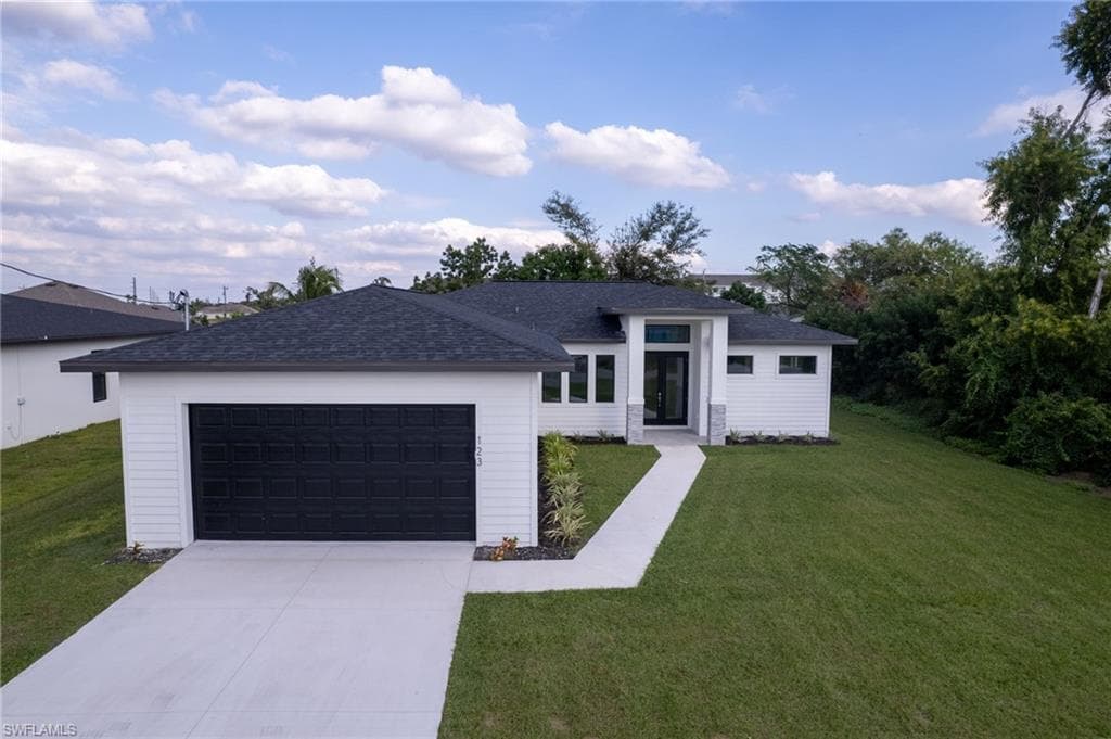 123 SW 9th AVE CAPE CORAL, FL 33991