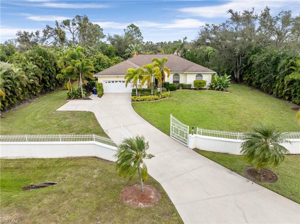 6265 Scott LN FORT MYERS, FL 33966