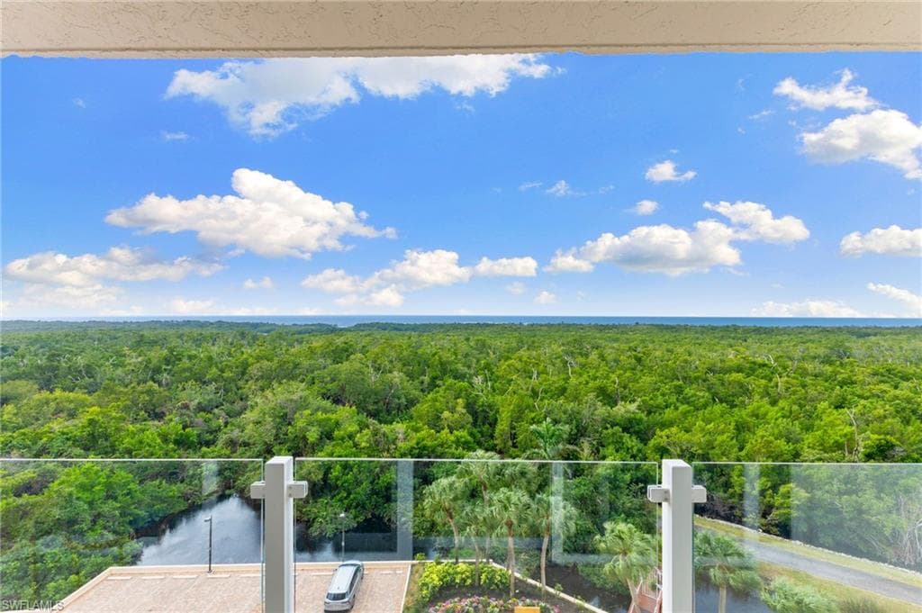 6101 Pelican Bay BLVD 601 NAPLES, FL 34108