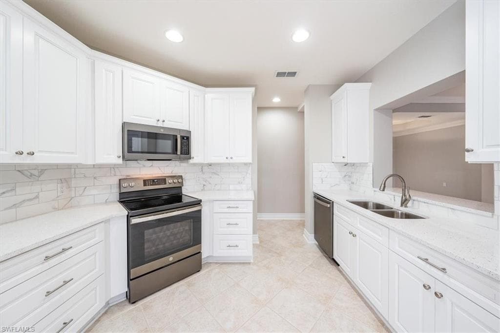 5051 Indigo Bay BLVD 102 ESTERO, FL 33928