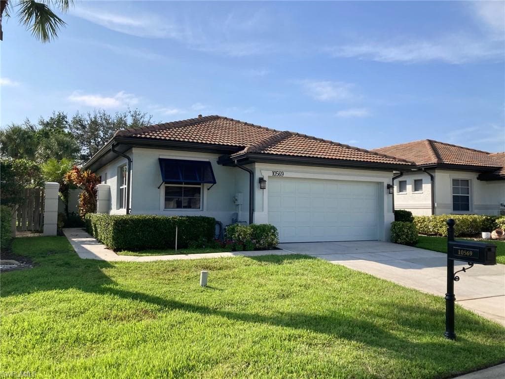 10569 Avila CIR FORT MYERS, FL 33913