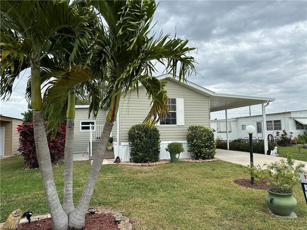 26180 Princess LN BONITA SPRINGS, FL 34135