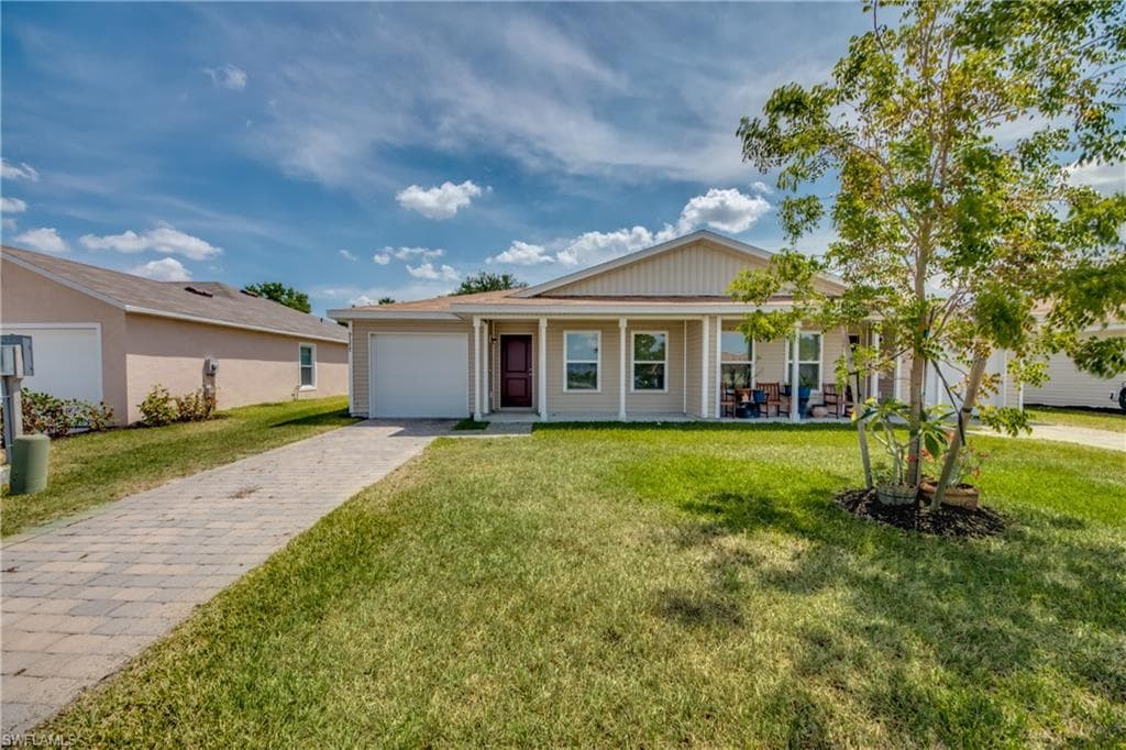 9177 Aegean CIR LEHIGH ACRES, FL 33936