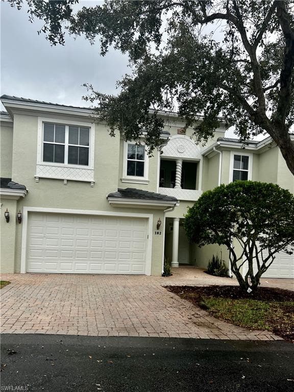 1410 Mariposa CIR 102 NAPLES, FL 34105