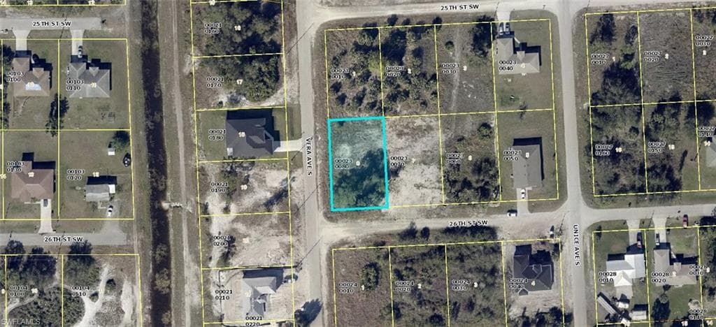 3606 26th ST SW LEHIGH ACRES, FL 33976