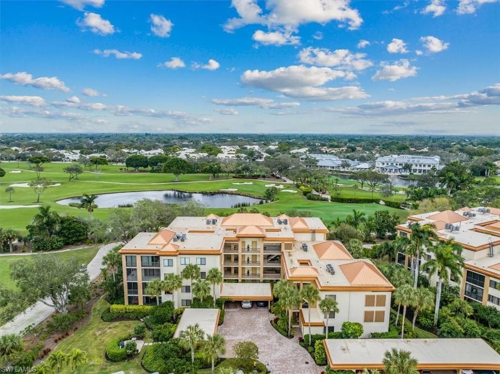 6820 Pelican Bay BLVD 134 NAPLES, FL 34108