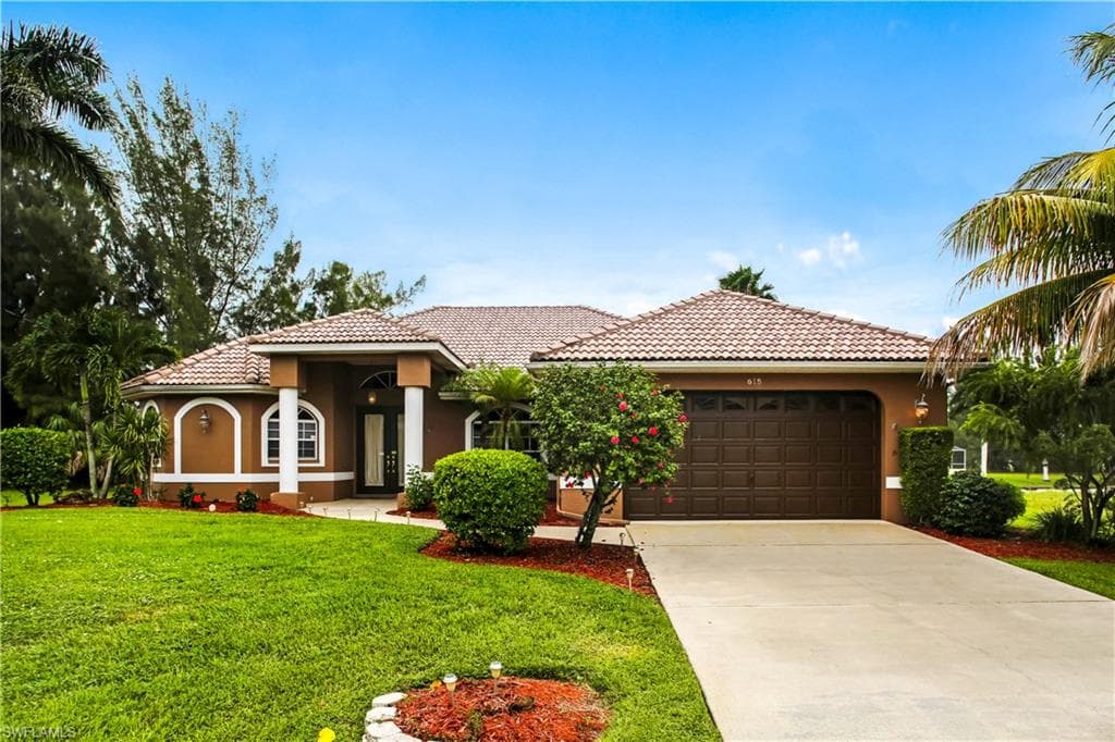 615 SW 6th AVE CAPE CORAL, FL 33991