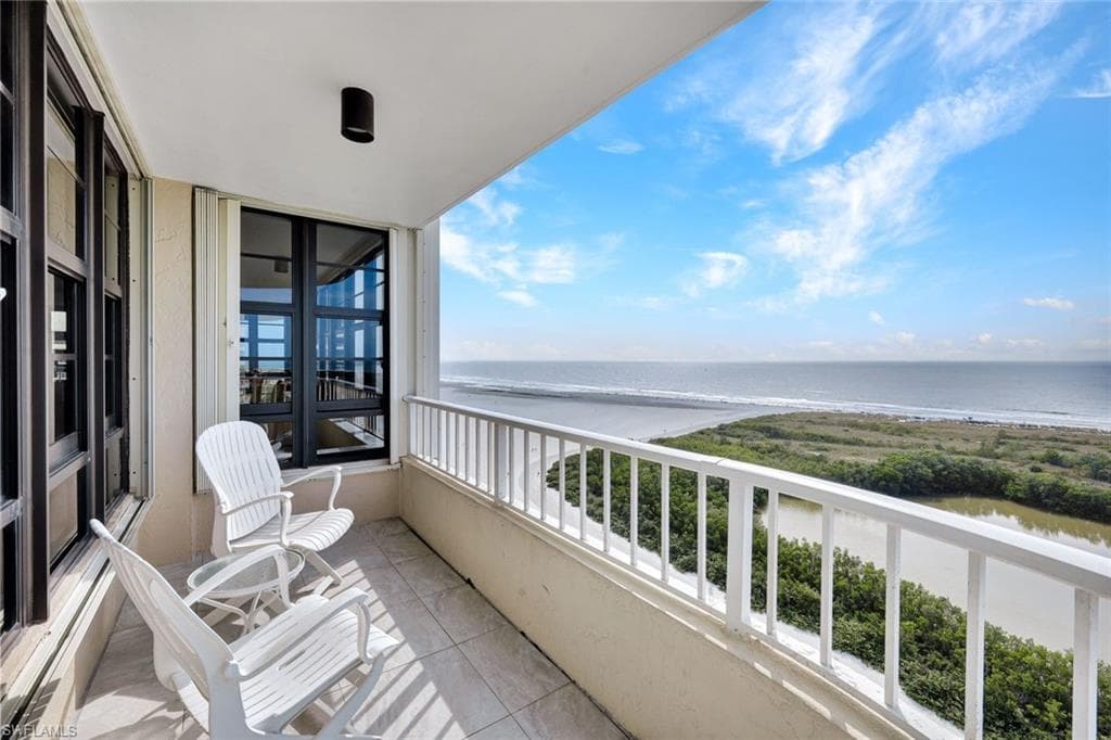 380 Seaview CT 1812 MARCO ISLAND, FL 34145