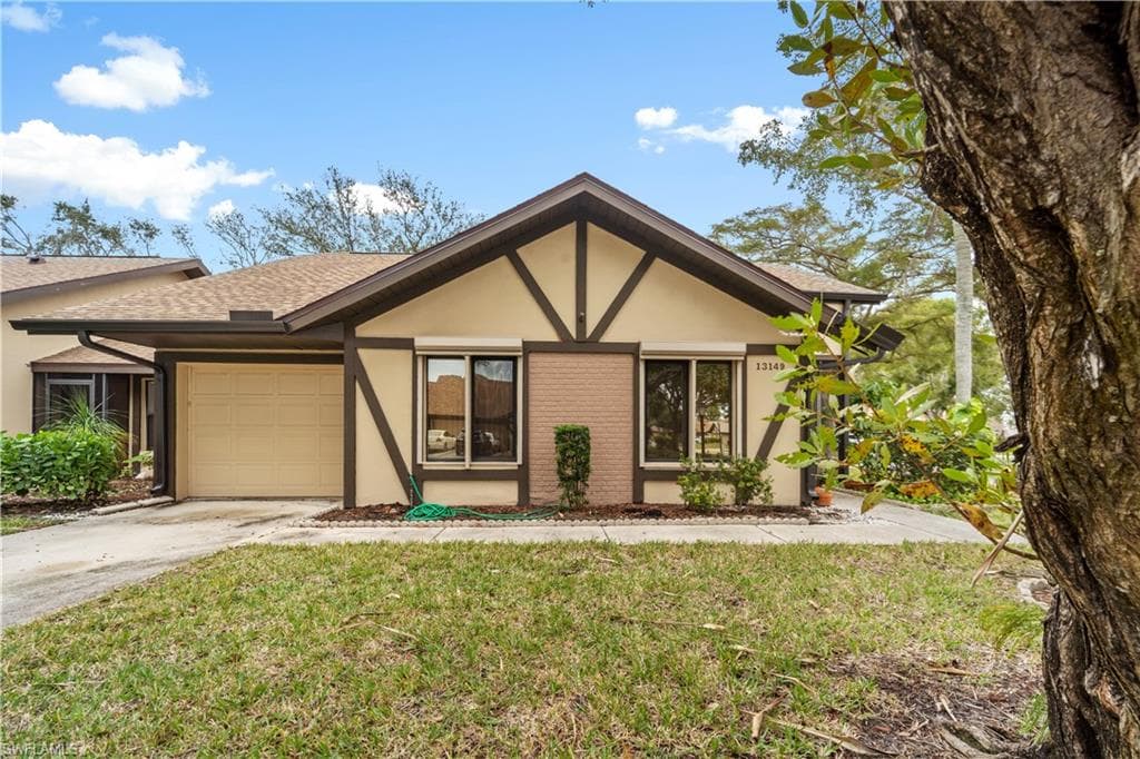 13149 Hampshire CT FORT MYERS, FL 33919