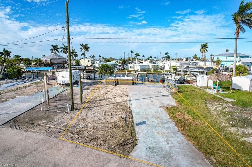 3884 Areca DR ST. JAMES CITY, FL 33956