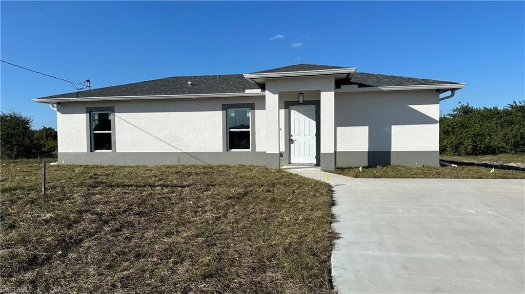 323 Poplar St LEHIGH ACRES, FL 33974