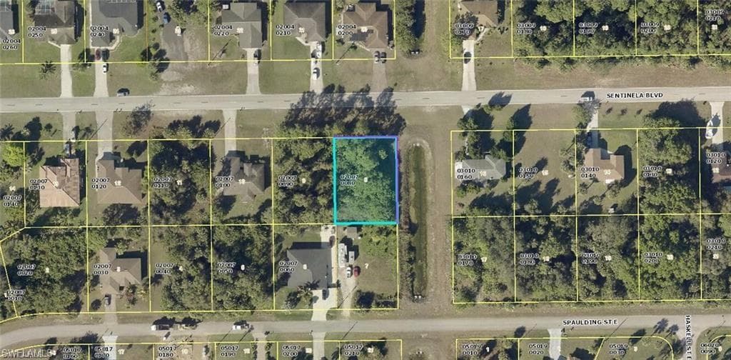842 Sentinela BLVD LEHIGH ACRES, FL 33974
