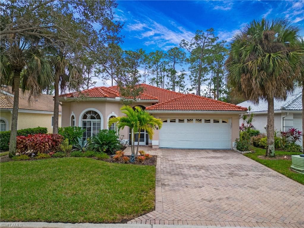 7948 Leicester DR NAPLES, FL 34104