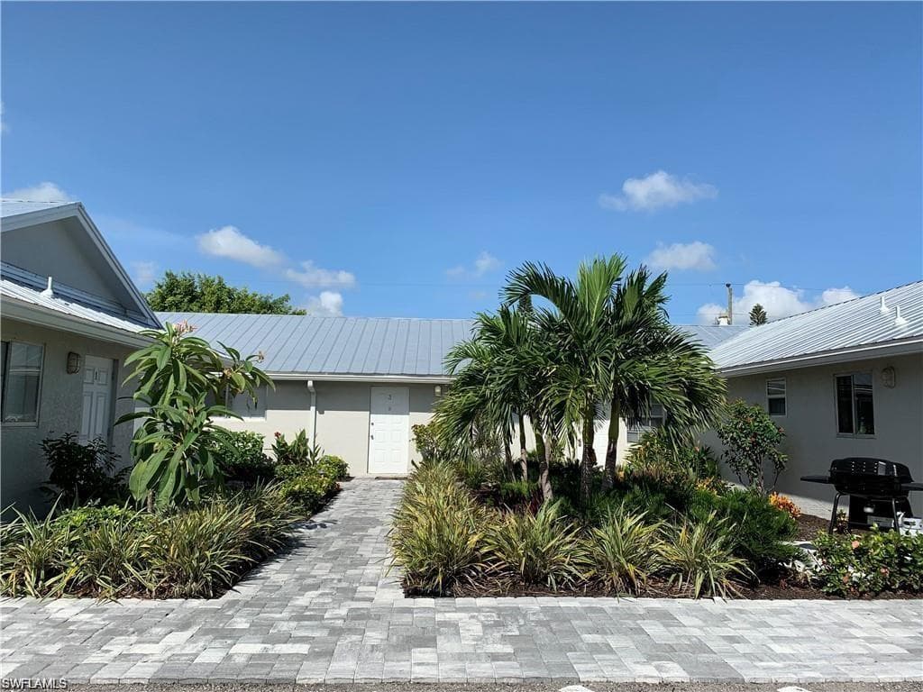 1024 SE 24th AVE 2 CAPE CORAL, FL 33990