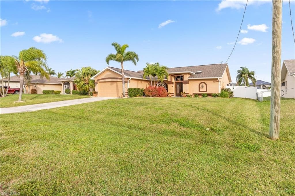 2813 SW 36th ST CAPE CORAL, FL 33914
