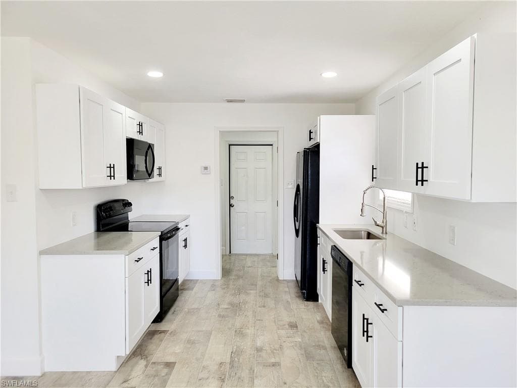 9765 Montana CT BONITA SPRINGS, FL 34135