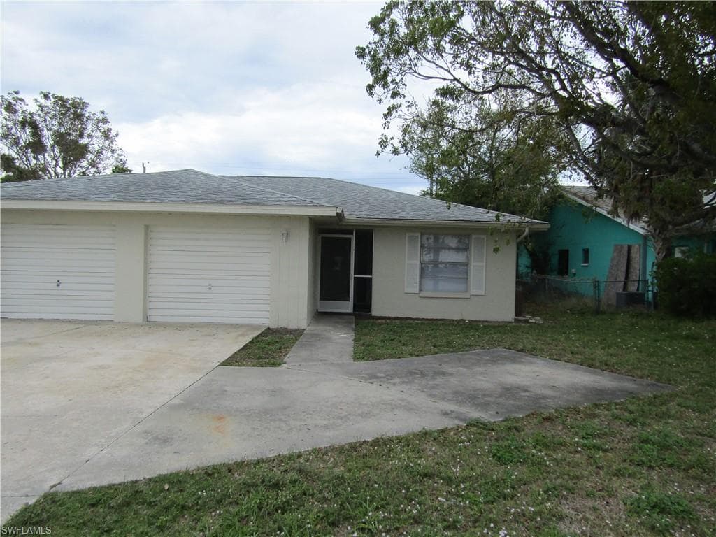 1116 SE 8th ST B CAPE CORAL, FL 33990