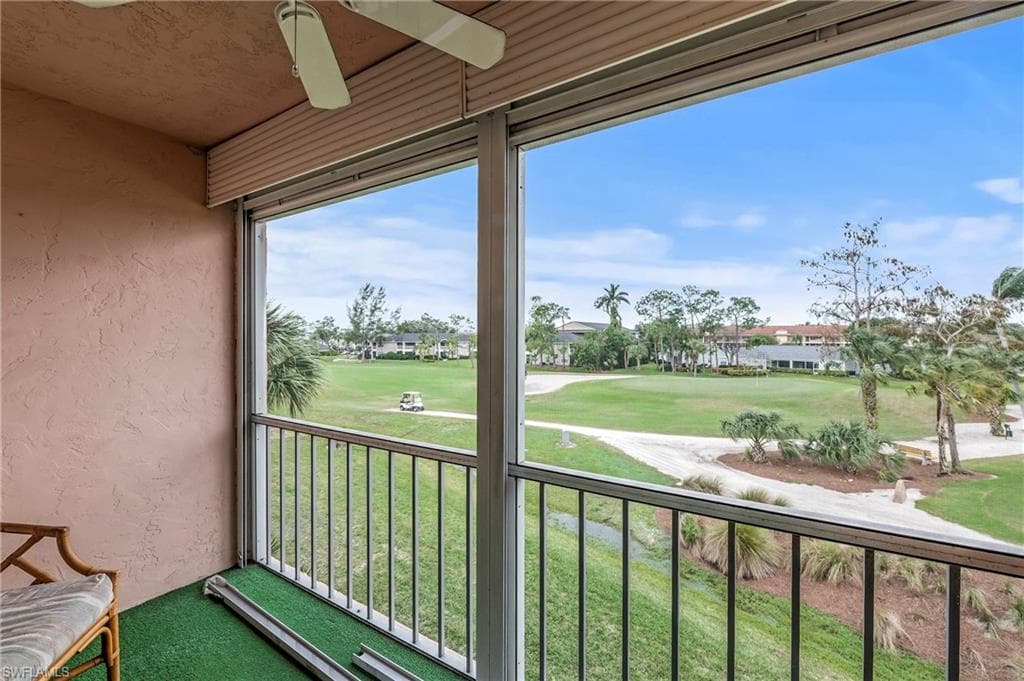 160 Turtle Lake CT 312 NAPLES, FL 34105