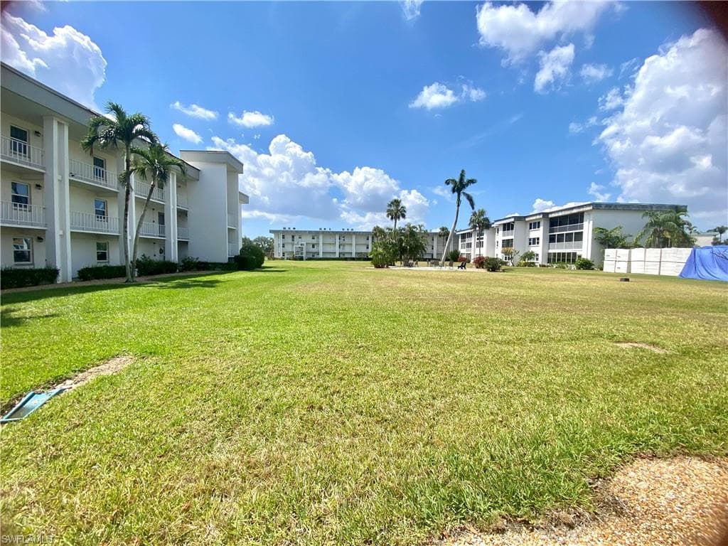 1724 Pine Valley DR 314 FORT MYERS, FL 33907