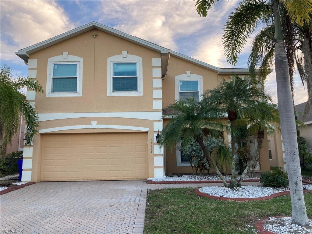 11524 Gainsborough WAY LEHIGH ACRES, FL 33971