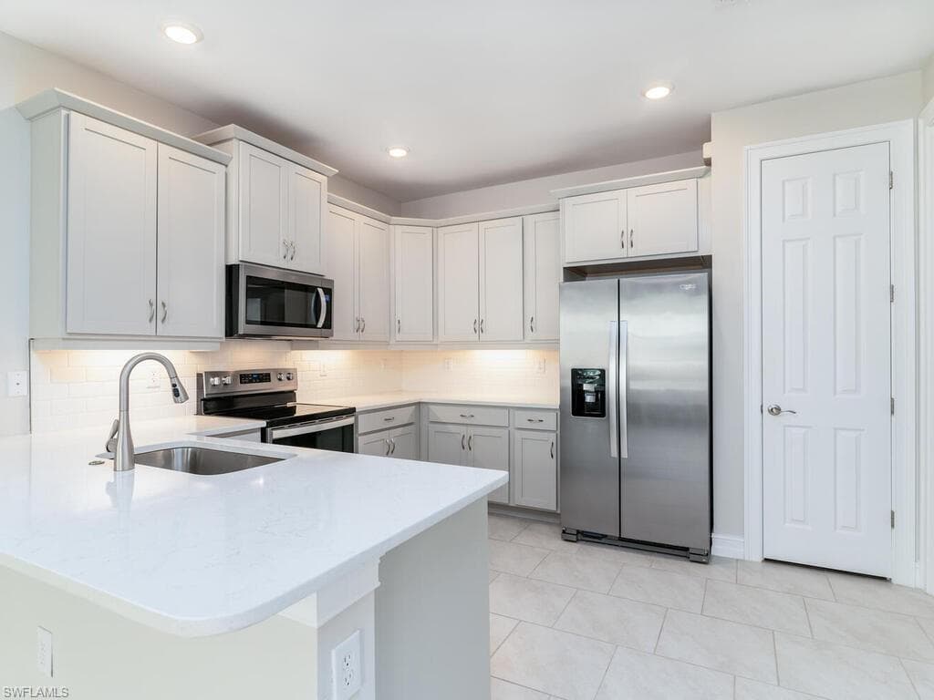 1176 Enbrook LOOP NAPLES, FL 34114