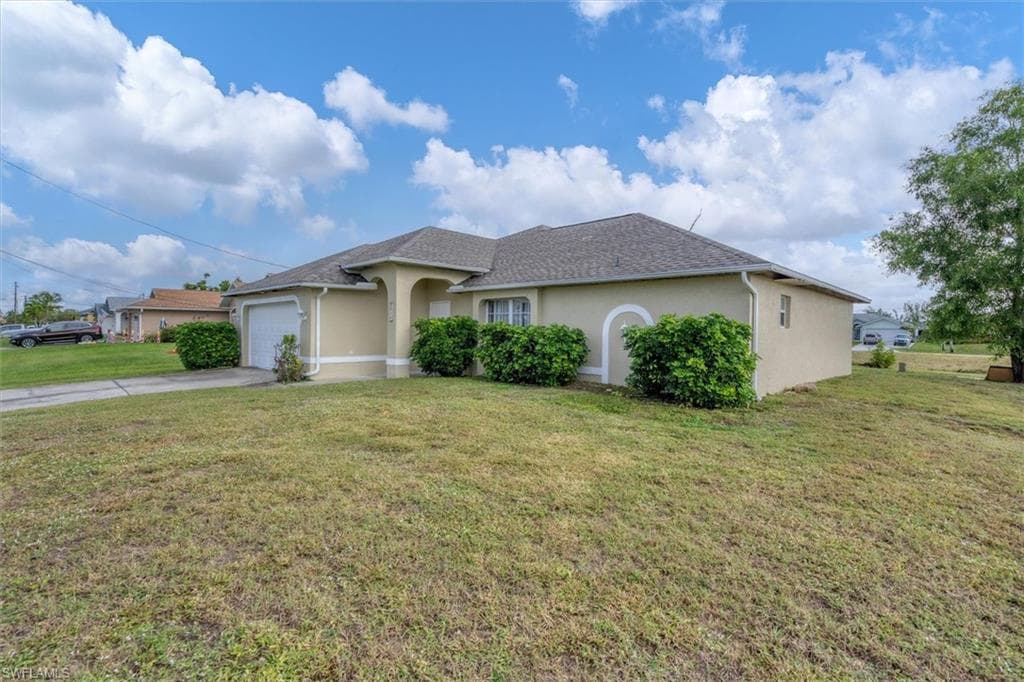 3919 SW 14th AVE CAPE CORAL, FL 33914