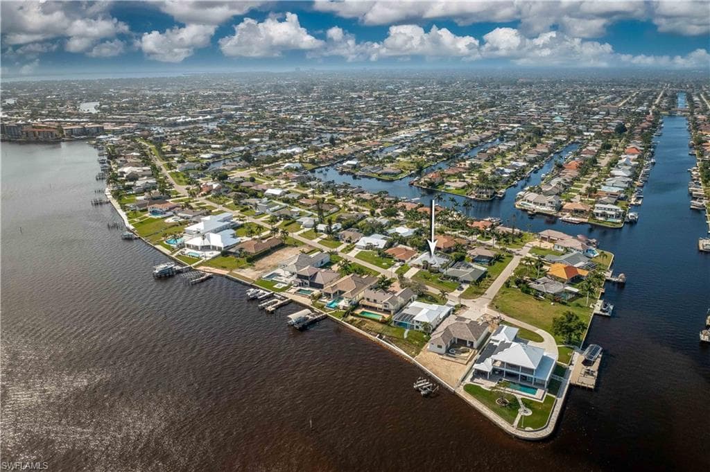 3616 SE 21st PL CAPE CORAL, FL 33904