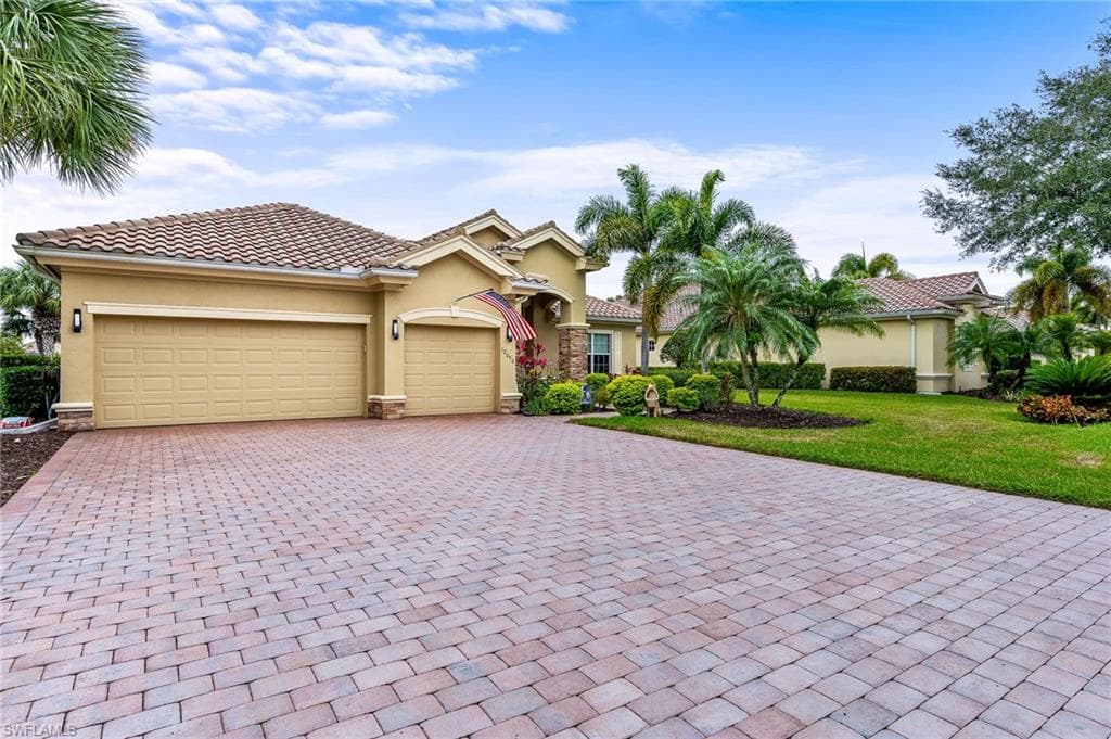 12090 Wicklow LN NAPLES, FL 34120